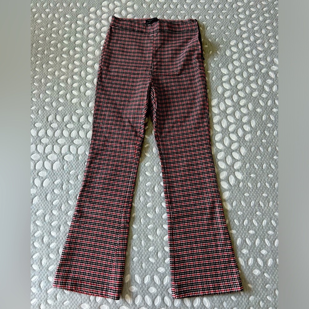 Urban Outfitters black/red checkered pants. Fleece interior for winter. Size 0